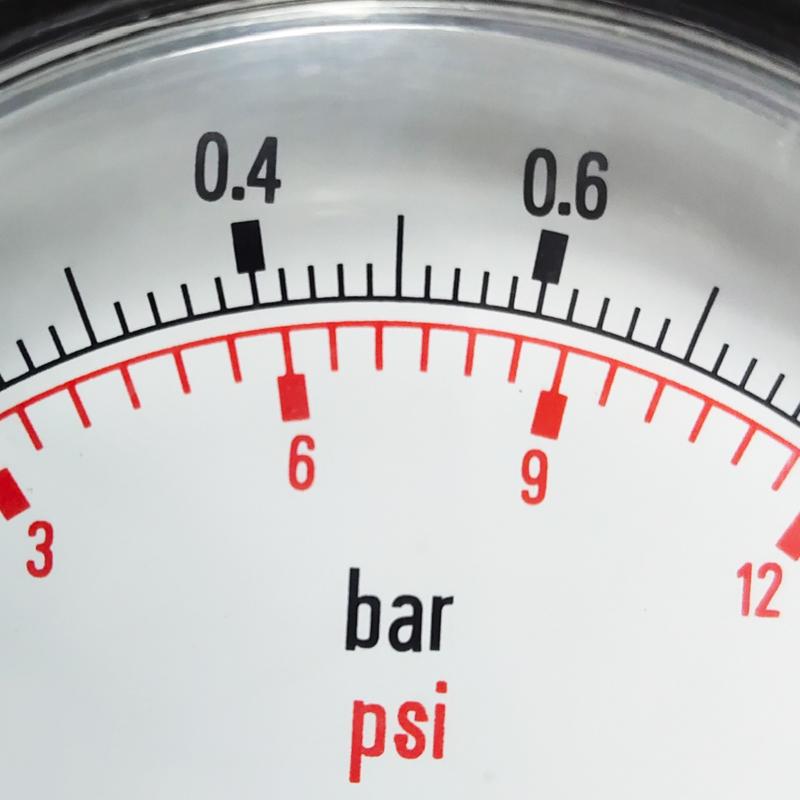 precision instruments pressure gauges products